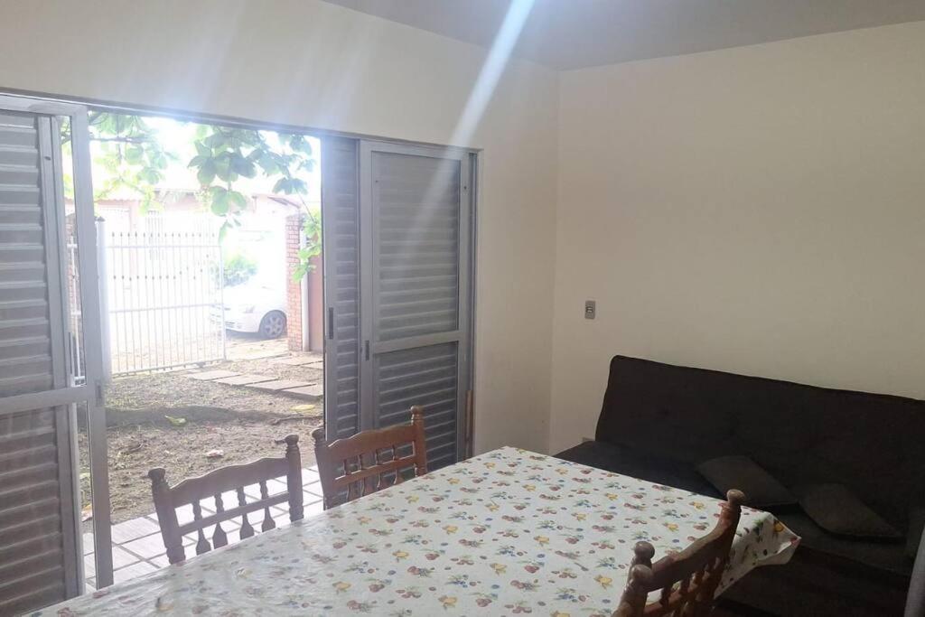 Quarto Para Quatro Pessoas A Duas Quadras Da Praia - Balneario Saint Etienne - Matinhos Eksteriør bilde